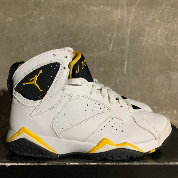 Retro Air Jordan 7. WOMAN'S size 8. - Picture 2 of 6